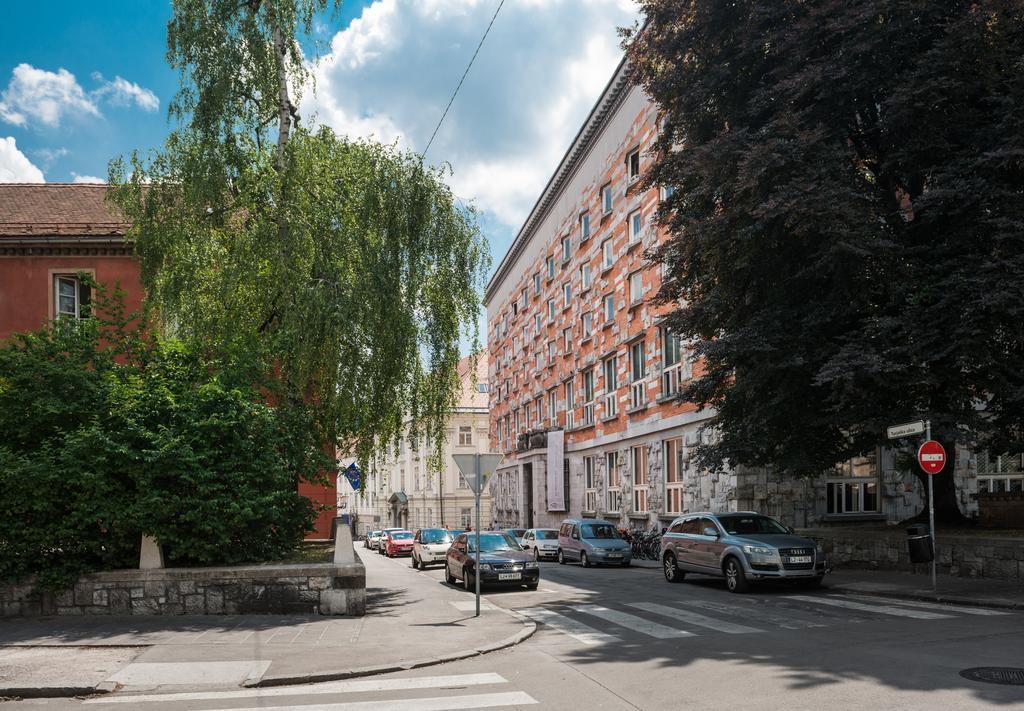 Apartments Vega Ljubljana Exterior photo